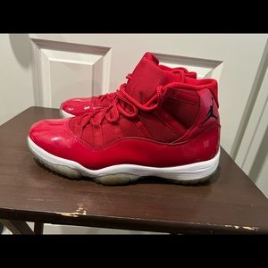 Air Jordan 11 Retro Win Like ‘96 shoes